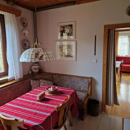 Gemütliches Haus In Panoramalage Сasa de vacaciones *